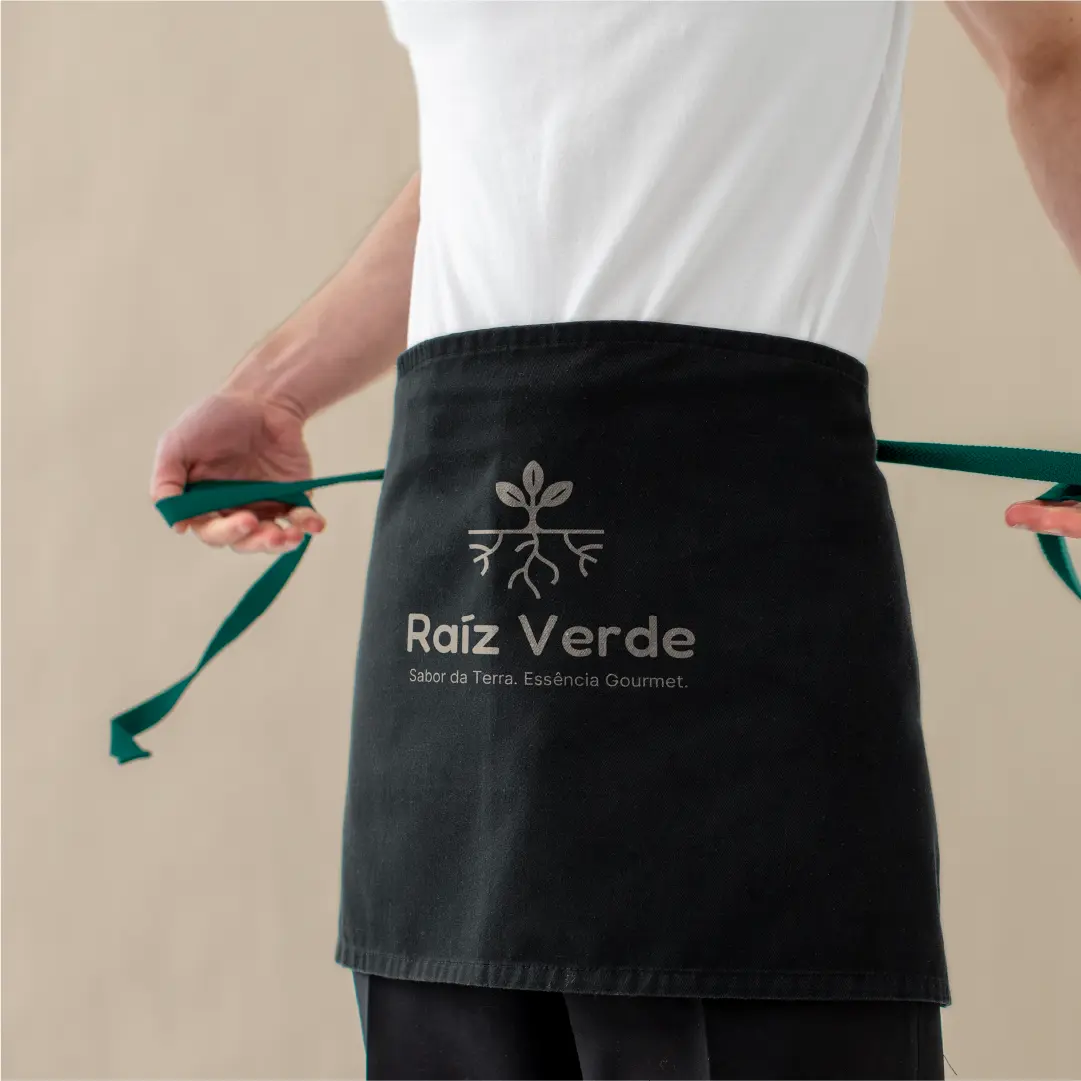 Identidade visual e branding para restaurante vegetariano Raíz Verde - Design de logótipo e menu